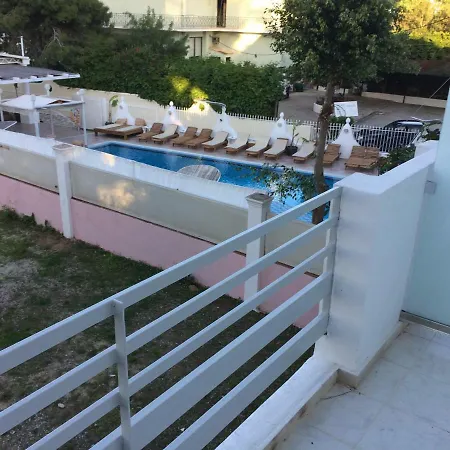 Hebes On The شقة فندقية 3*